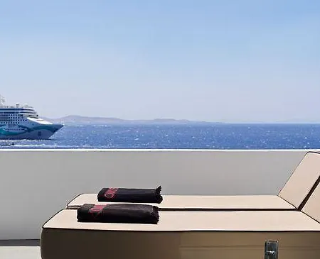 Kouros And Отель Mykonos Town