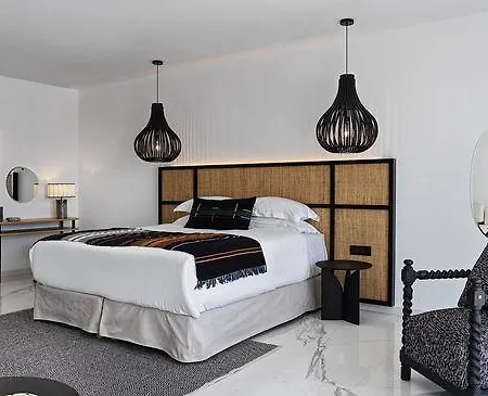 Hotel Kouros And Mykonos Town