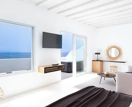 Kouros And 5* Mykonos Town